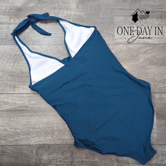 Aleumdr Cross Front Halter One Piece Swimsuit Size M - Picture 6 of 6